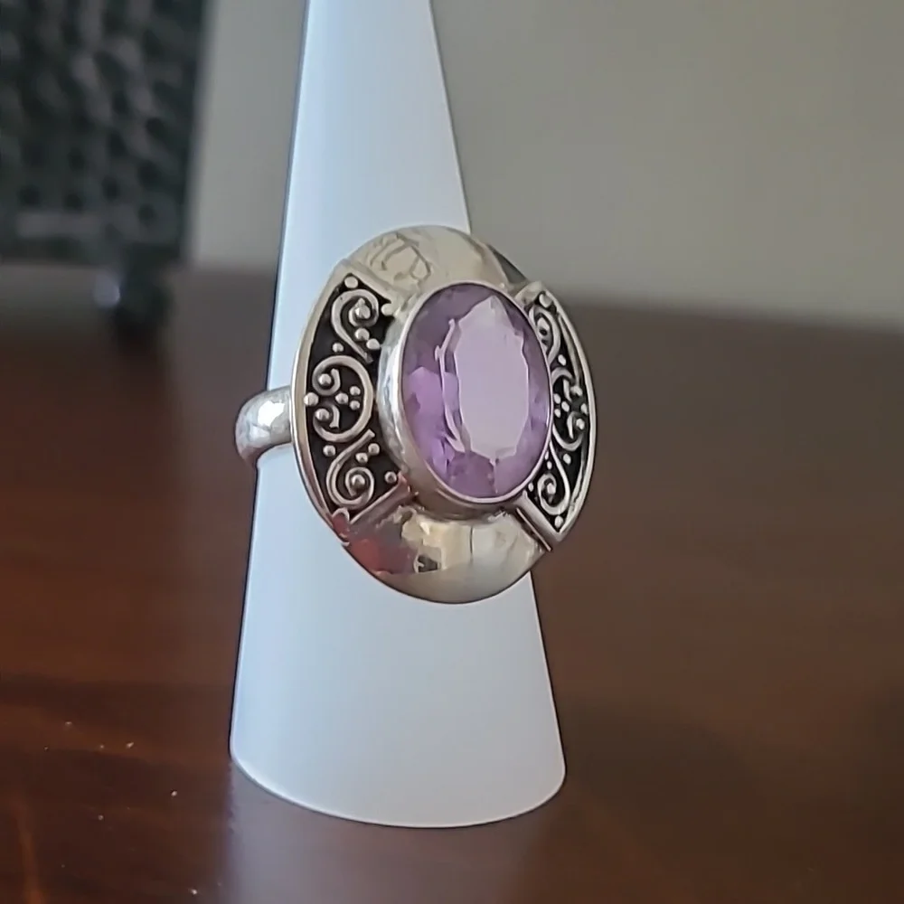 Amethyst silver ring - Picture 5 of 13